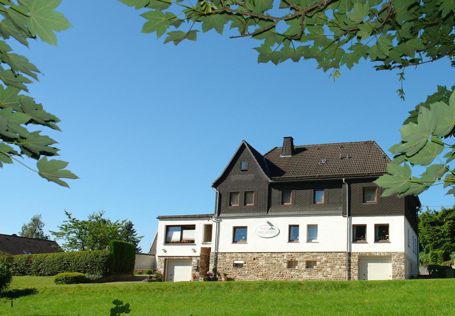 Haus Hesseberg Hotel Medebach Exterior foto